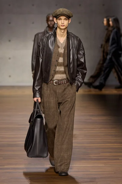 Look 47